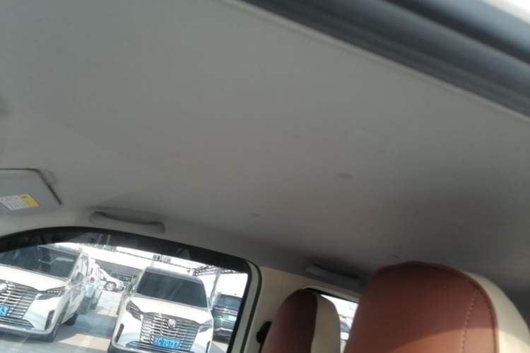 Used Wuling Hongguang MINIEV 2024 3rd Generation 215km Advanced Version Headliner