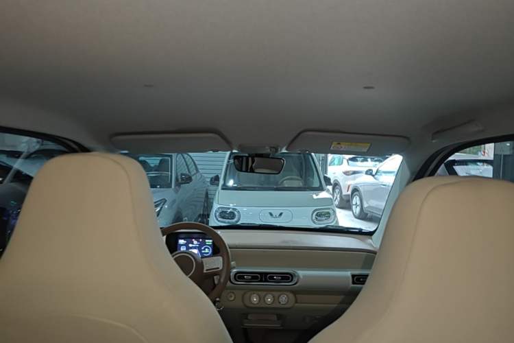 Used Wuling Hongguang MINIEV 2024 3rd Generation 215km Youth Edition Headliner