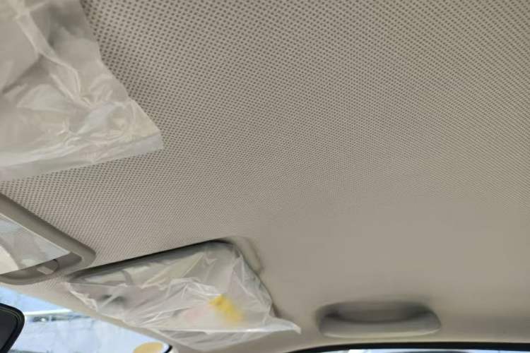 Used Wuling Hongguang MINIEV 2024 3rd Generation 215km Youth Edition Headliner