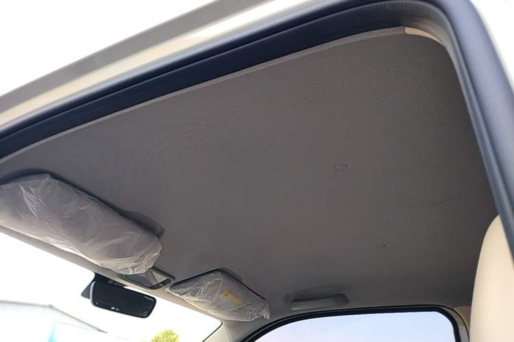 Used Wuling Hongguang MINIEV 2024 3rd Generation 215km Youth Edition Headliner
