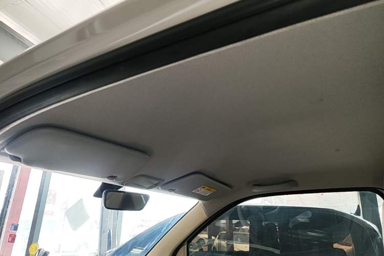 Used Wuling Hongguang MINIEV 2024 3rd Generation 215km Youth Edition Headliner