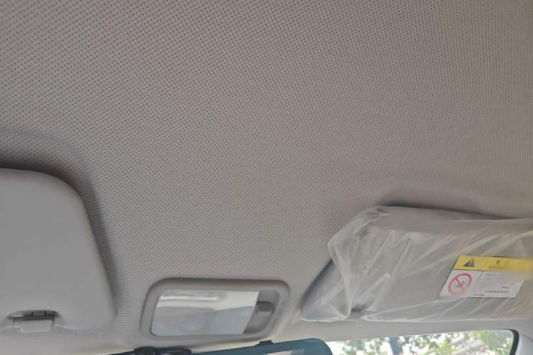 Used Wuling Hongguang MINIEV 2024 3rd Generation 215km Advanced Version Headliner