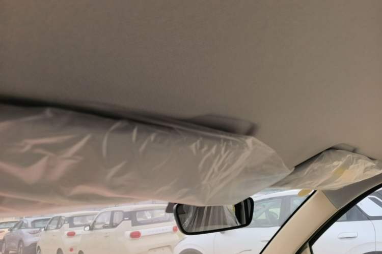 Used Wuling Hongguang MINIEV 2024 3rd Generation 215km Youth Edition Headliner