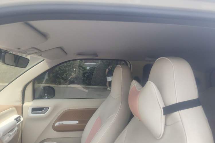 Used Wuling Hongguang MINIEV 2024 3rd Generation 215km Advanced Version Headliner