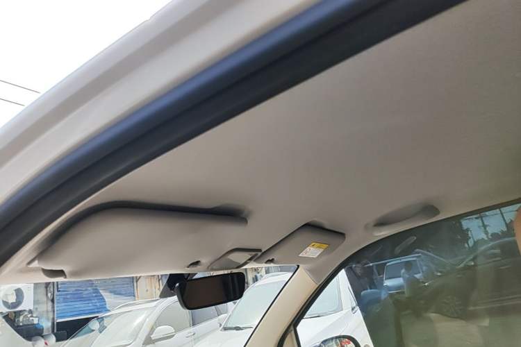 Used Wuling Hongguang MINIEV 2024 3rd Generation 215km Advanced Version Headliner