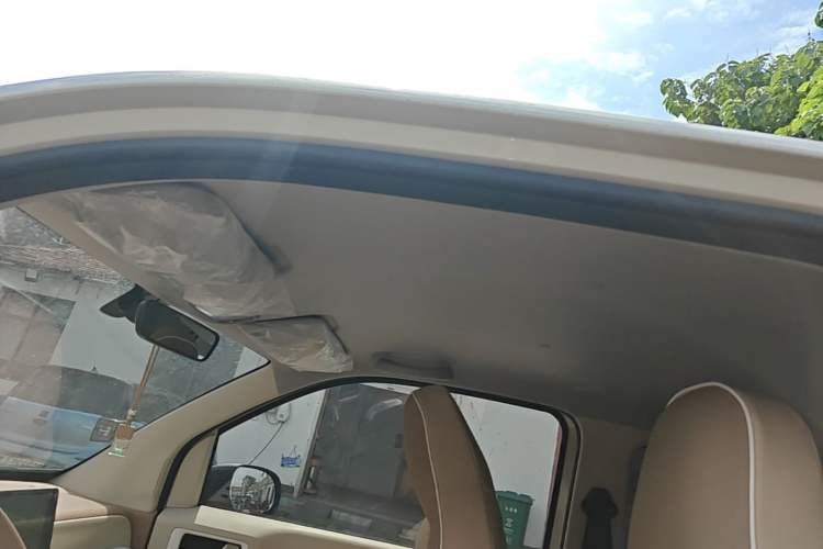 Used Wuling Hongguang MINIEV 2024 3rd Generation 215km Youth Edition Headliner