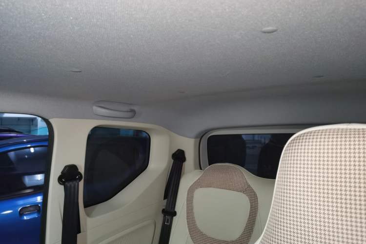 Used Wuling Hongguang MINIEV 2024 3rd Generation 215km Youth Edition Headliner