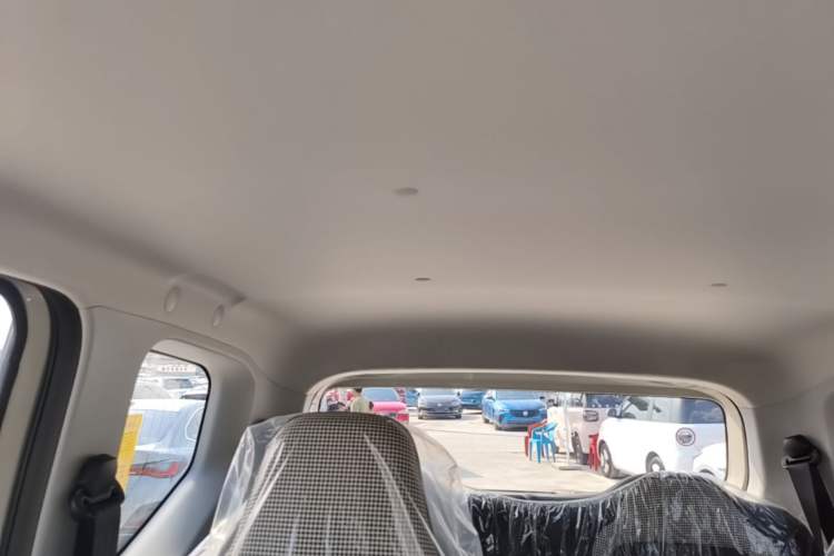 Used Wuling Hongguang MINIEV 2024 3rd Generation 215km Youth Edition Headliner
