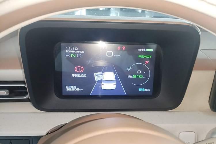Used Wuling Hongguang MINIEV 2024 3rd Generation 215km Advanced Version Instrument Cluster