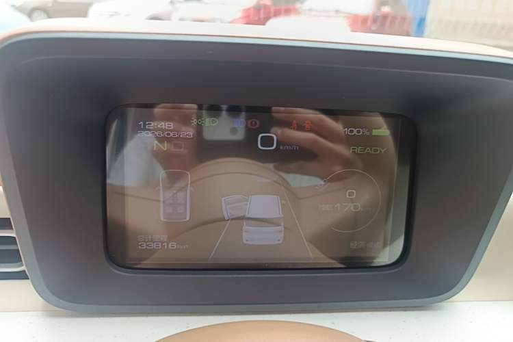 Used Wuling Hongguang MINIEV 2024 3rd Generation 215km Advanced Version Instrument Cluster