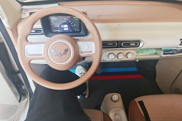 Used Wuling Hongguang MINIEV 2024 3rd Generation 215km Youth Edition Instrument Cluster