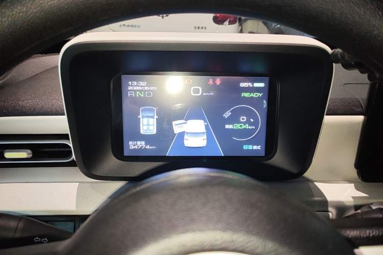 Used Wuling Hongguang MINIEV 2024 3rd Generation 215km Advanced Version Instrument Cluster