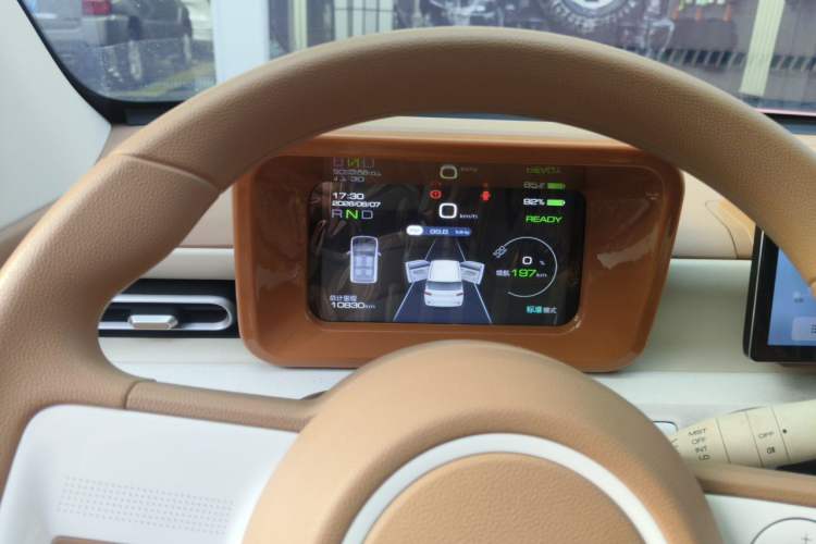 Used Wuling Hongguang MINIEV 2024 3rd Generation 215km Youth Edition Instrument Cluster