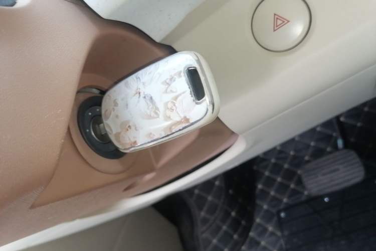 Used Wuling Hongguang MINIEV 2024 3rd Generation 215km Youth Edition Interior 1