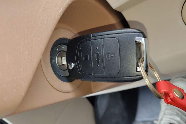 Used Wuling Hongguang MINIEV 2024 3rd Generation 170 km Interior 1