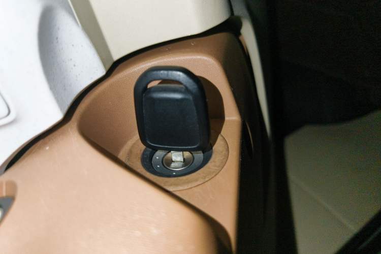 Used Wuling Hongguang MINIEV 2024 3rd Generation 215km Youth Edition Interior 1