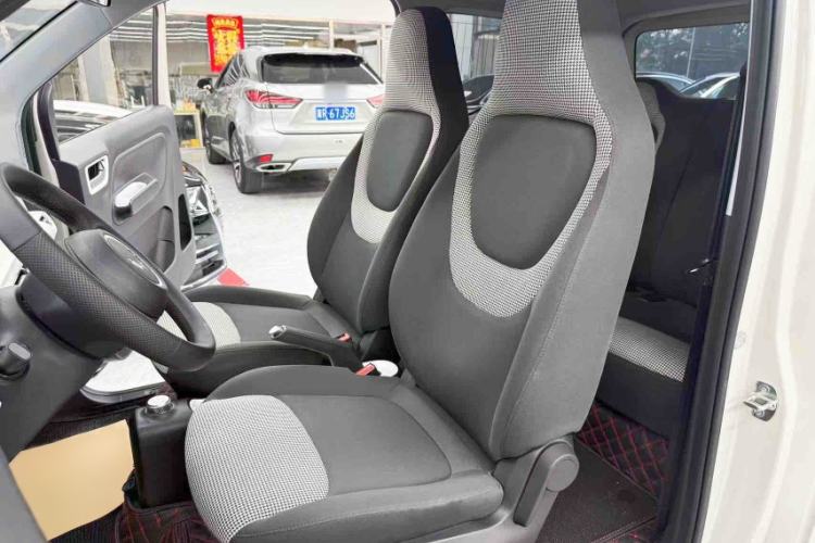 Used Wuling Hongguang MINIEV 2024 3rd Generation 215km Youth Edition Interior 11