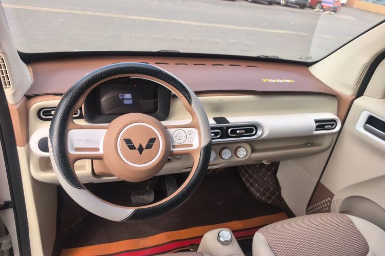 Used Wuling Hongguang MINIEV 2024 3rd Generation 215km Youth Edition Interior 2