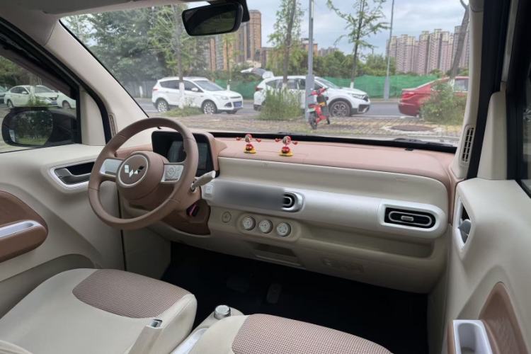 Used Wuling Hongguang MINIEV 2024 3rd Generation 215km Youth Edition Interior 2