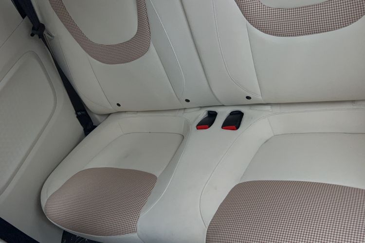 Used Wuling Hongguang MINIEV 2024 3rd Generation 215km Youth Edition Interior 2
