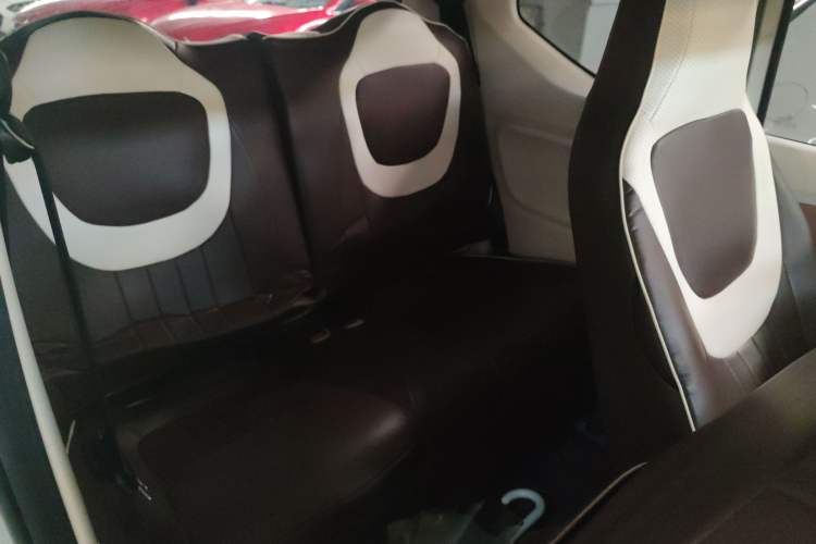 Used Wuling Hongguang MINIEV 2024 3rd Generation 215km Youth Edition Interior 3
