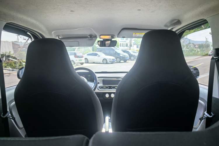 Used Wuling Hongguang MINIEV 2024 3rd Generation 215km Youth Edition Interior 3