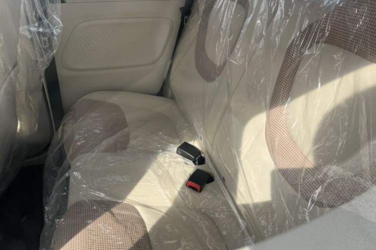 Used Wuling Hongguang MINIEV 2024 3rd Generation 215km Youth Edition Interior 4