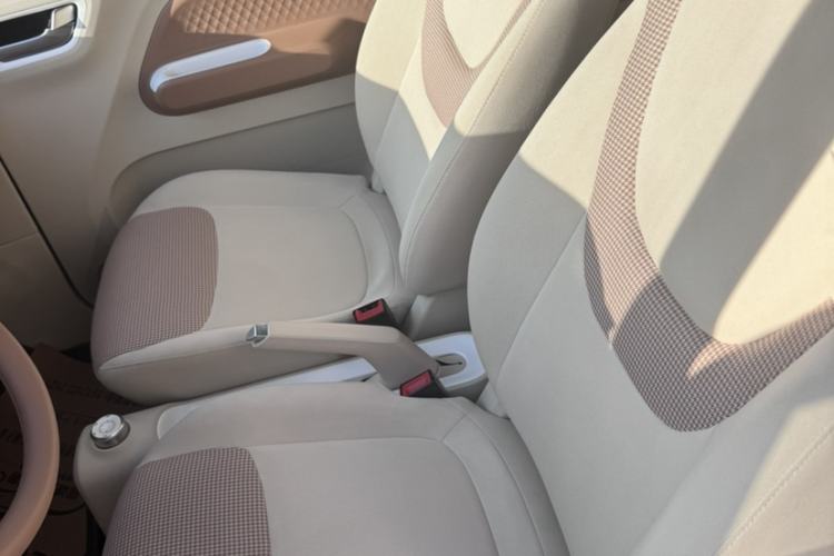 Used Wuling Hongguang MINIEV 2024 3rd Generation 215km Youth Edition Interior 4