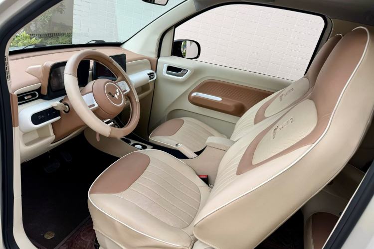 Used Wuling Hongguang MINIEV 2024 3rd Generation 215km Youth Edition Interior 4
