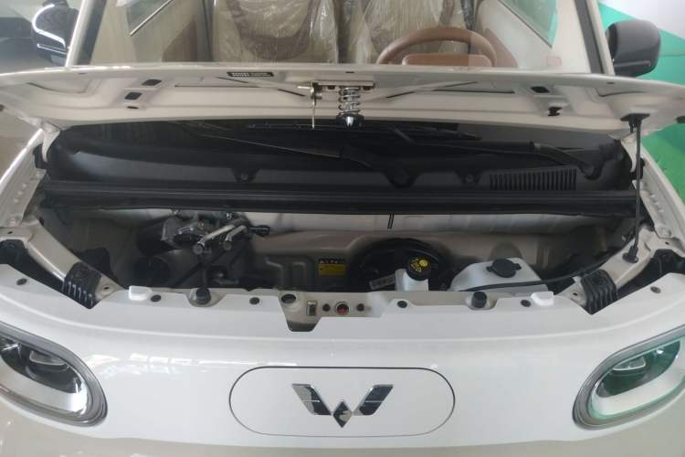 Used Wuling Hongguang MINIEV 2024 3rd Generation 215km Youth Edition Interior 4