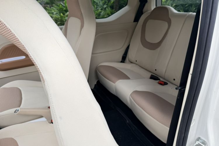 Used Wuling Hongguang MINIEV 2024 3rd Generation 215km Youth Edition Interior 4