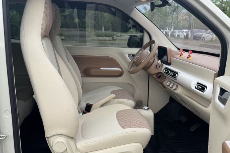 Used Wuling Hongguang MINIEV 2024 3rd Generation 215km Youth Edition Interior 4