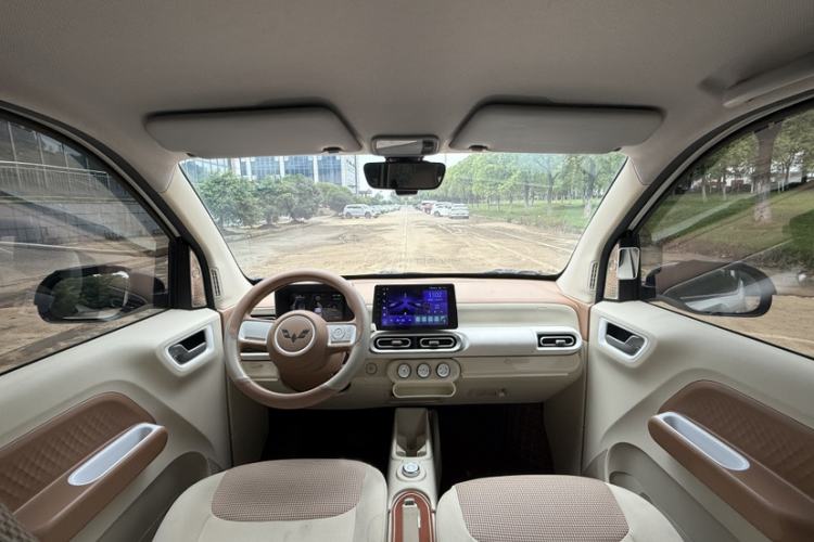 Used Wuling Hongguang MINIEV 2024 3rd Generation 215km Youth Edition Interior 5
