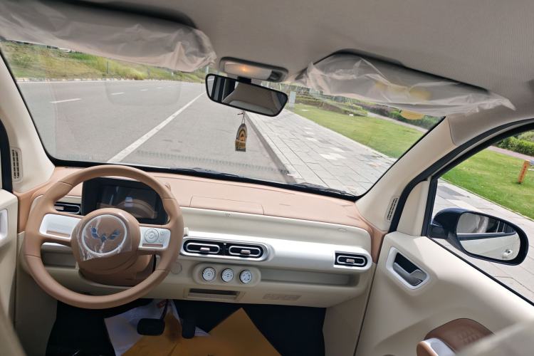 Used Wuling Hongguang MINIEV 2024 3rd Generation 215km Youth Edition Interior 5