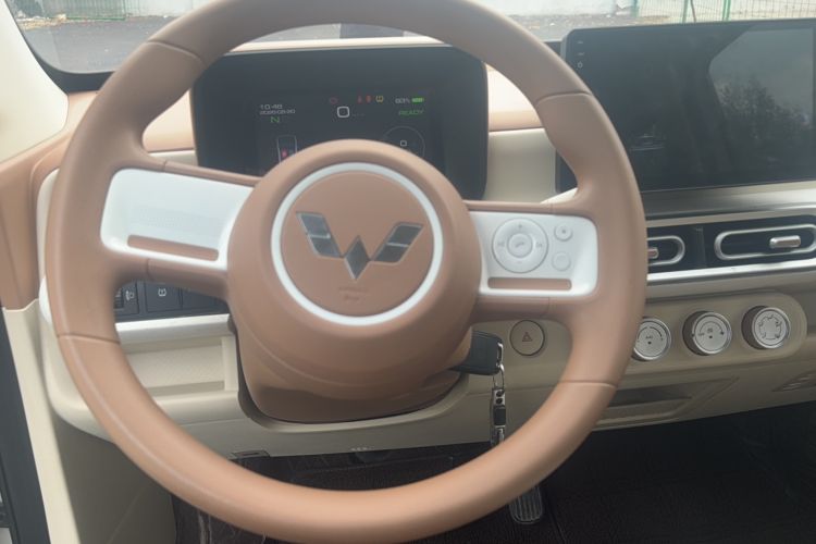 Used Wuling Hongguang MINIEV 2024 3rd Generation 215km Youth Edition Interior 6