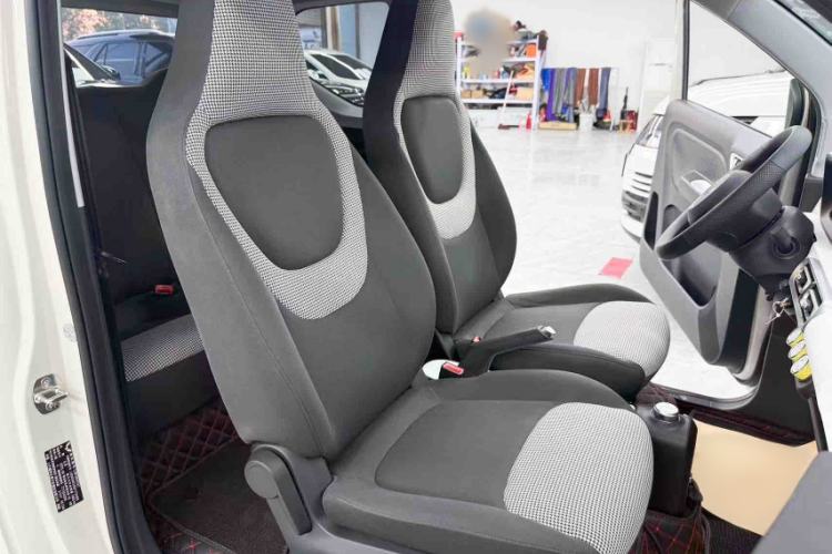 Used Wuling Hongguang MINIEV 2024 3rd Generation 215km Youth Edition Interior 7