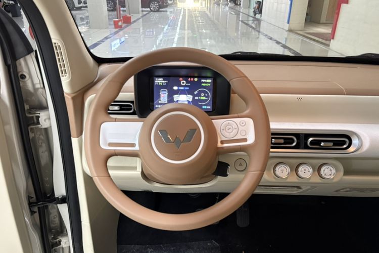 Used Wuling Hongguang MINIEV 2024 3rd Generation 215km Youth Edition Interior 9