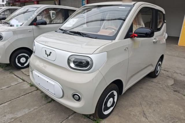 Used Wuling Hongguang MINIEV 2024 3rd Generation 215km Youth Edition