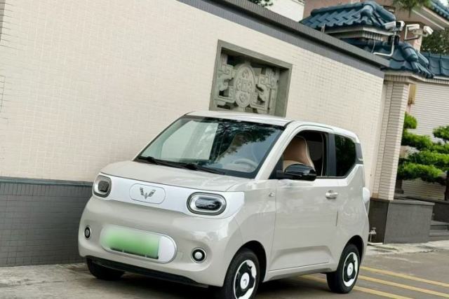 Used Wuling Hongguang MINIEV 2024 3rd Generation 215km Youth Edition
