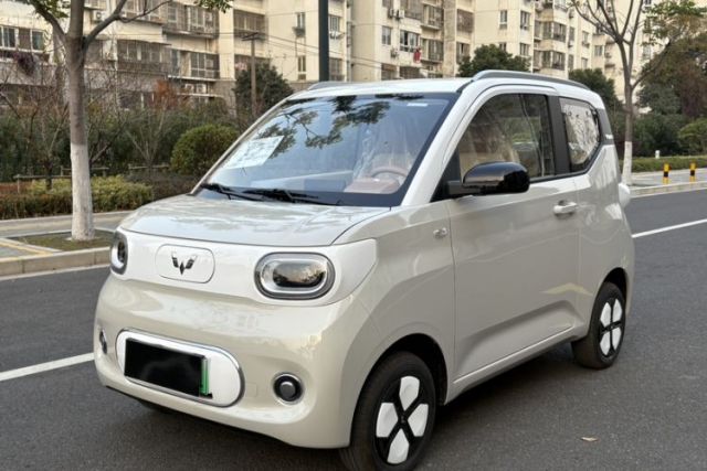 Wuling Hongguang MINIEV 2024 3rd Generation 215km Advanced Version с пробегом
