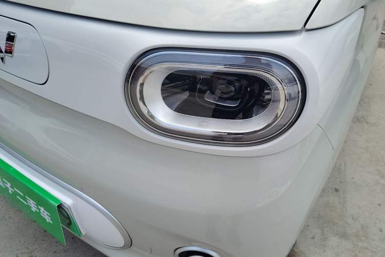 Used Wuling Hongguang MINIEV 2024 3rd Generation 215km Youth Edition Left Front Headlight