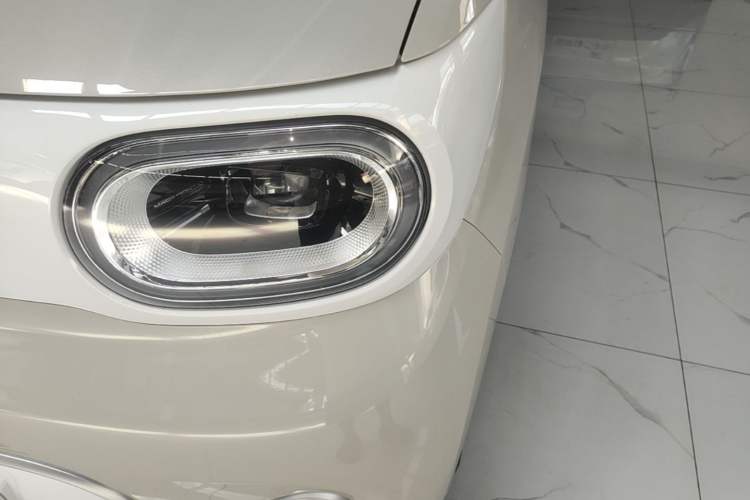 Used Wuling Hongguang MINIEV 2024 3rd Generation 215km Youth Edition Left Front Headlight