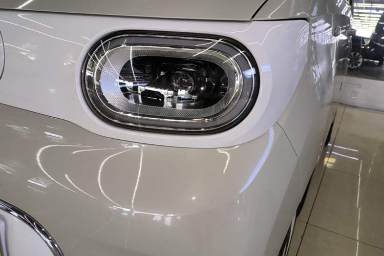 Used Wuling Hongguang MINIEV 2024 3rd Generation 170 km Left Front Headlight