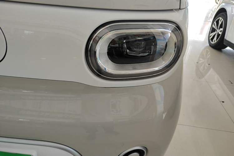 Used Wuling Hongguang MINIEV 2024 3rd Generation 215km Youth Edition Left Front Headlight