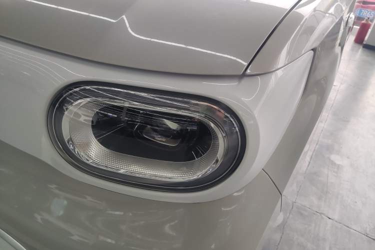 Used Wuling Hongguang MINIEV 2024 3rd Generation 215km Youth Edition Left Front Headlight