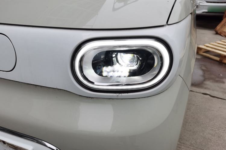 Used Wuling Hongguang MINIEV 2024 3rd Generation 215km Advanced Version Left Front Headlight