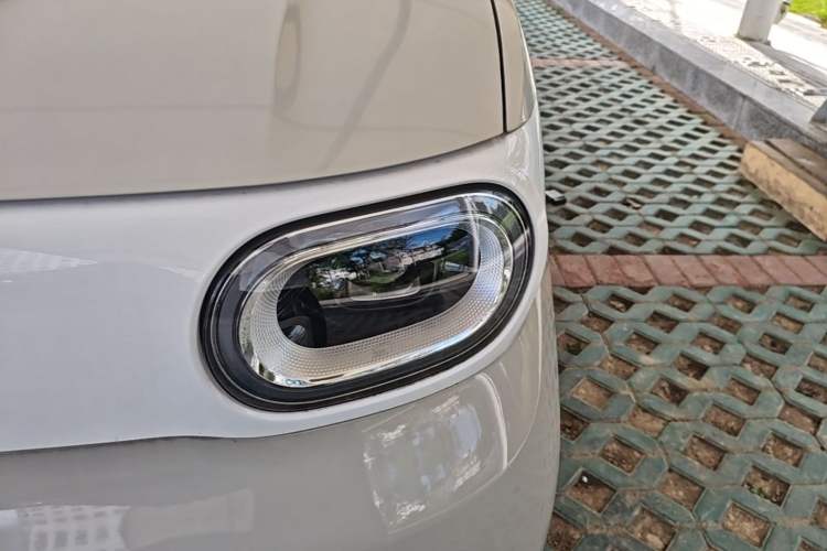 Used Wuling Hongguang MINIEV 2024 3rd Generation 215km Youth Edition Left Front Headlight