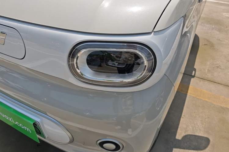 Used Wuling Hongguang MINIEV 2024 3rd Generation 215km Youth Edition Left Front Headlight