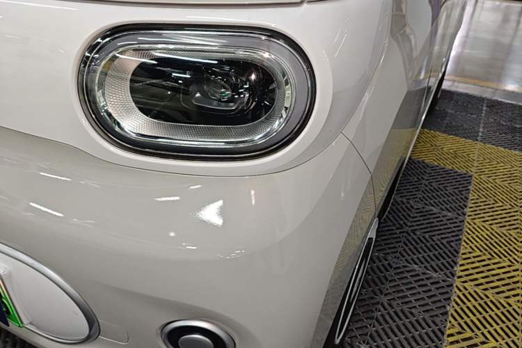 Used Wuling Hongguang MINIEV 2024 3rd Generation 215km Youth Edition Left Front Headlight
