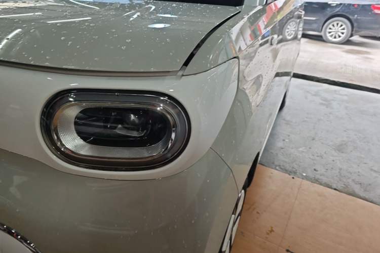 Used Wuling Hongguang MINIEV 2024 3rd Generation 215km Advanced Version Left Front Headlight